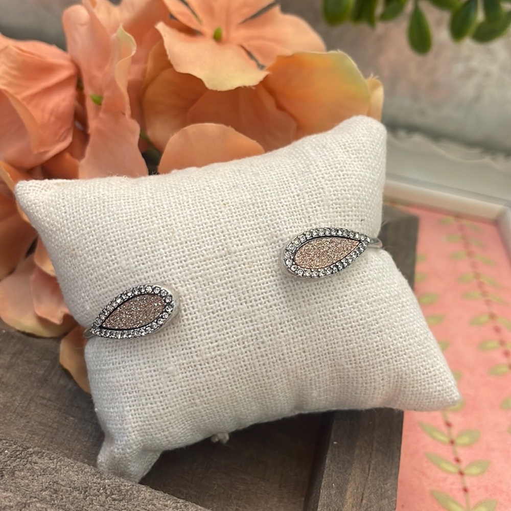 JBloom Bracelet with Rhinestones